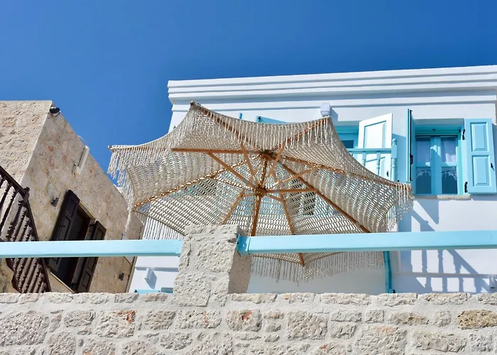 Salt Retreat - Seafront Villa