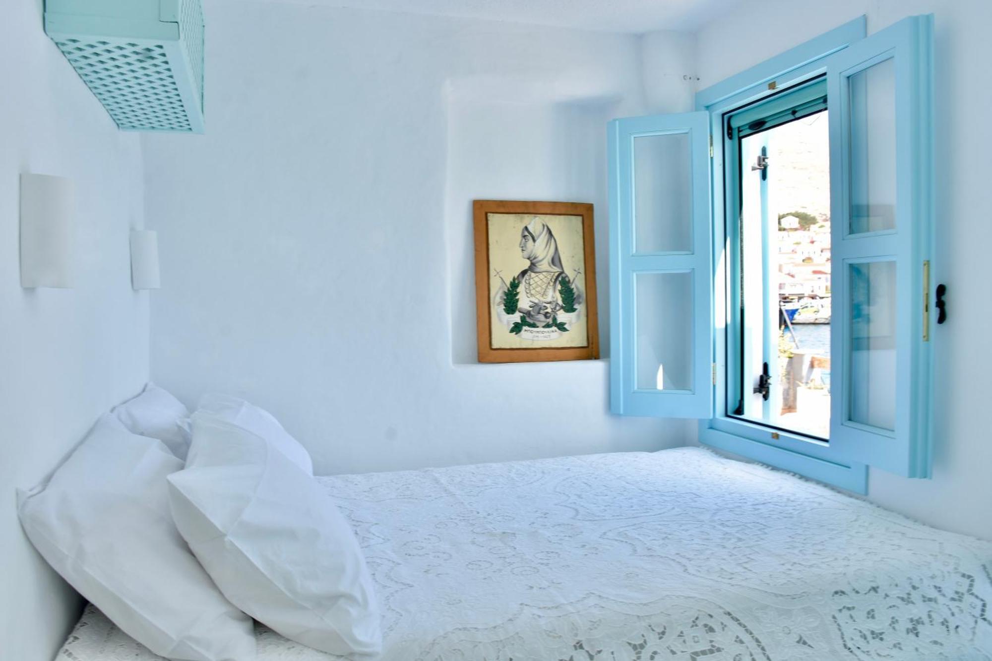 Salt Retreat - Seafront * Chalki Town